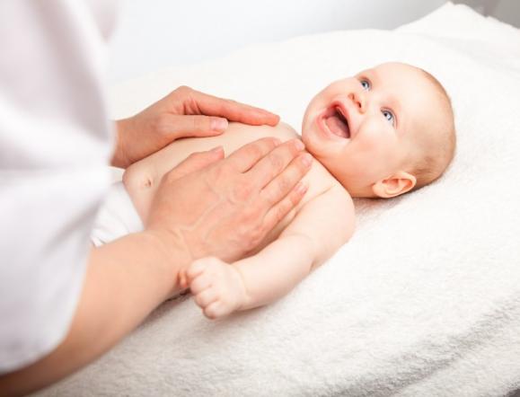 consultation ostéopathe bébé